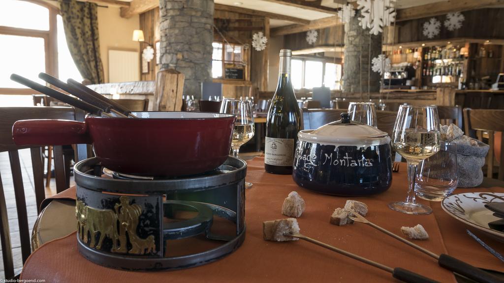 Chalets Montana Planton Tignes Bagian luar foto