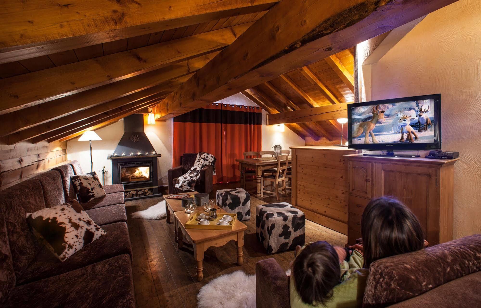 Chalets Montana Planton Tignes Bagian luar foto